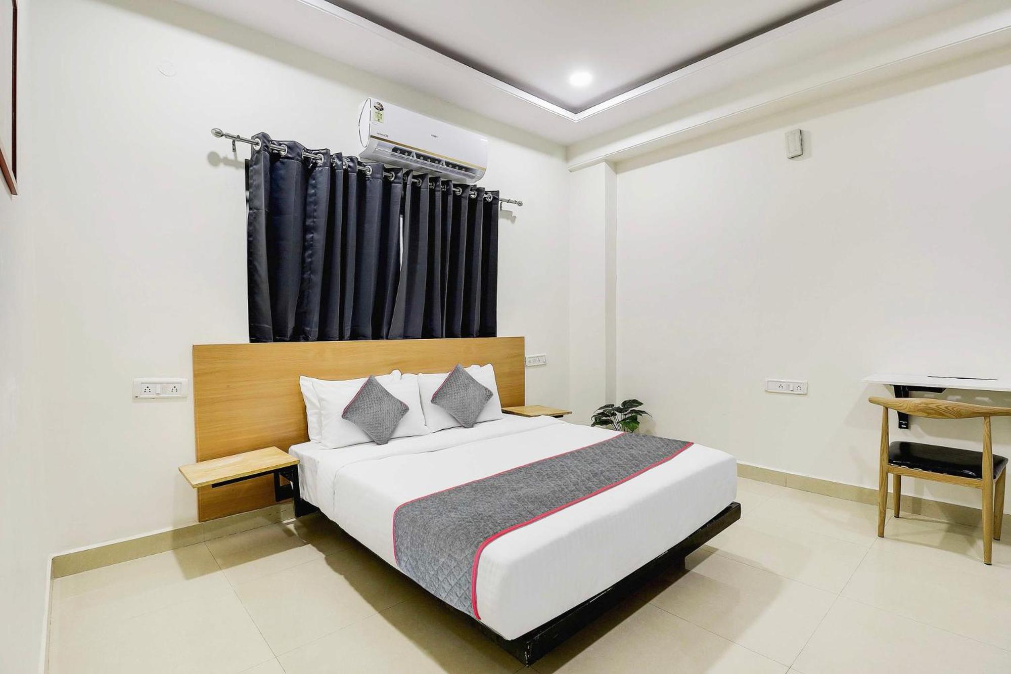 Super Townhouse De Alphabet Hotel Kukatpally Nexus Mall Хидерабад Екстериор снимка