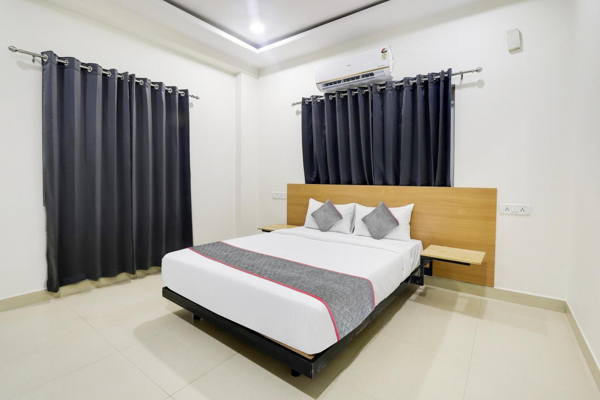 Super Townhouse De Alphabet Hotel Kukatpally Nexus Mall Хидерабад Екстериор снимка